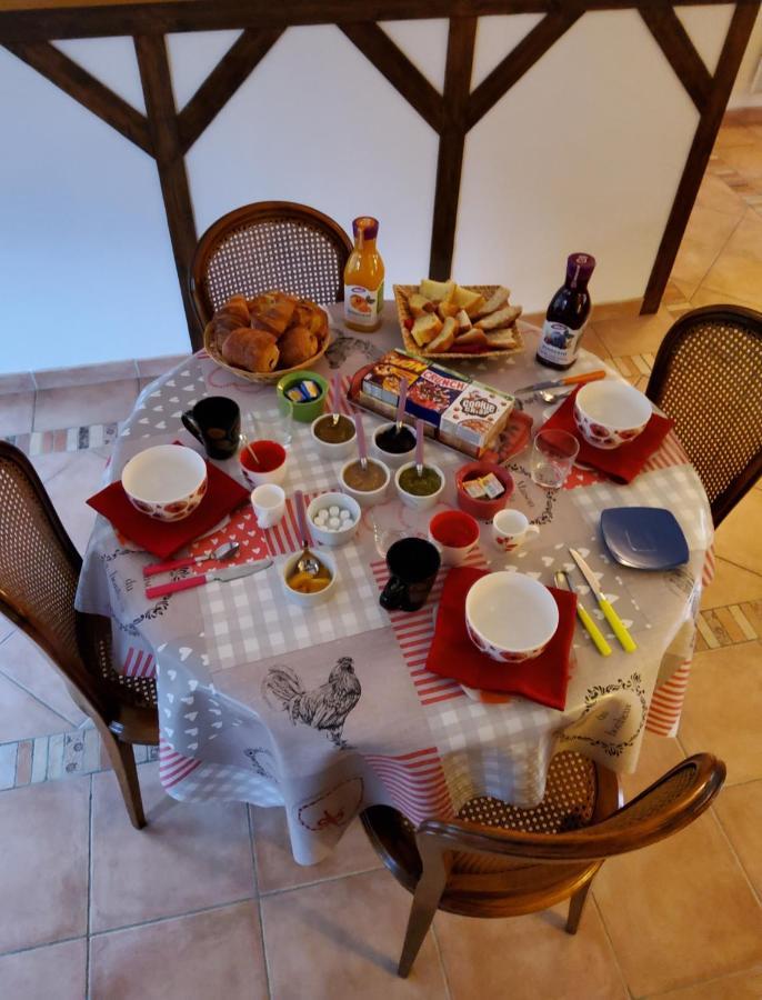 Champeaux Chez Jollyjune, A Moins D'Une Heure Du Mont Saint Michel מראה חיצוני תמונה