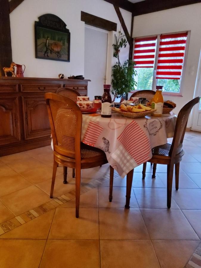 Champeaux Chez Jollyjune, A Moins D'Une Heure Du Mont Saint Michel מראה חיצוני תמונה